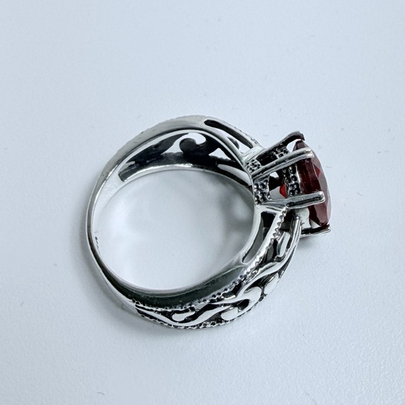 Silpada Red and Silver Ring - Picture 6 of 14